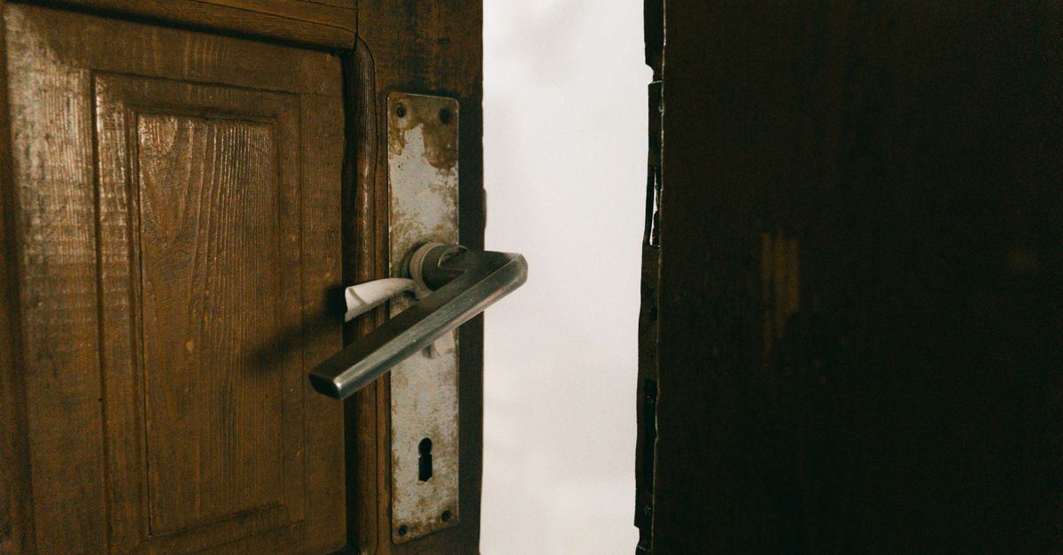 Door Knob Lock Replacement — Frank Locksmith