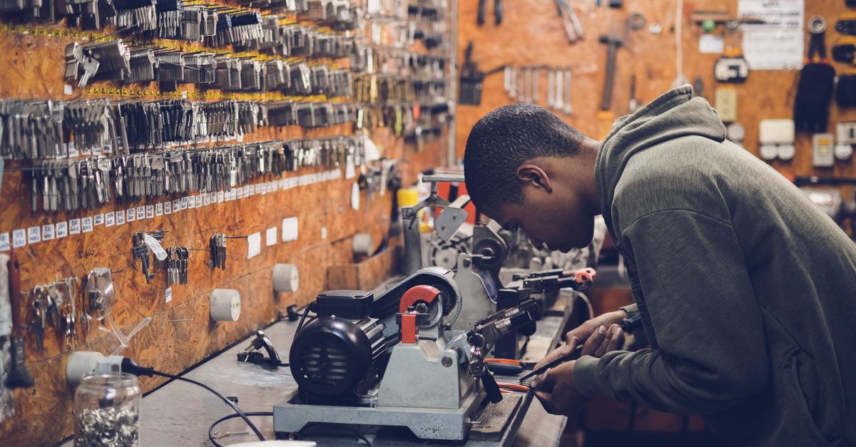 key maker professional — Frank Locksmith